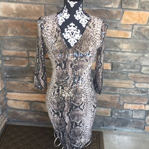Cache animal print and sequins dress